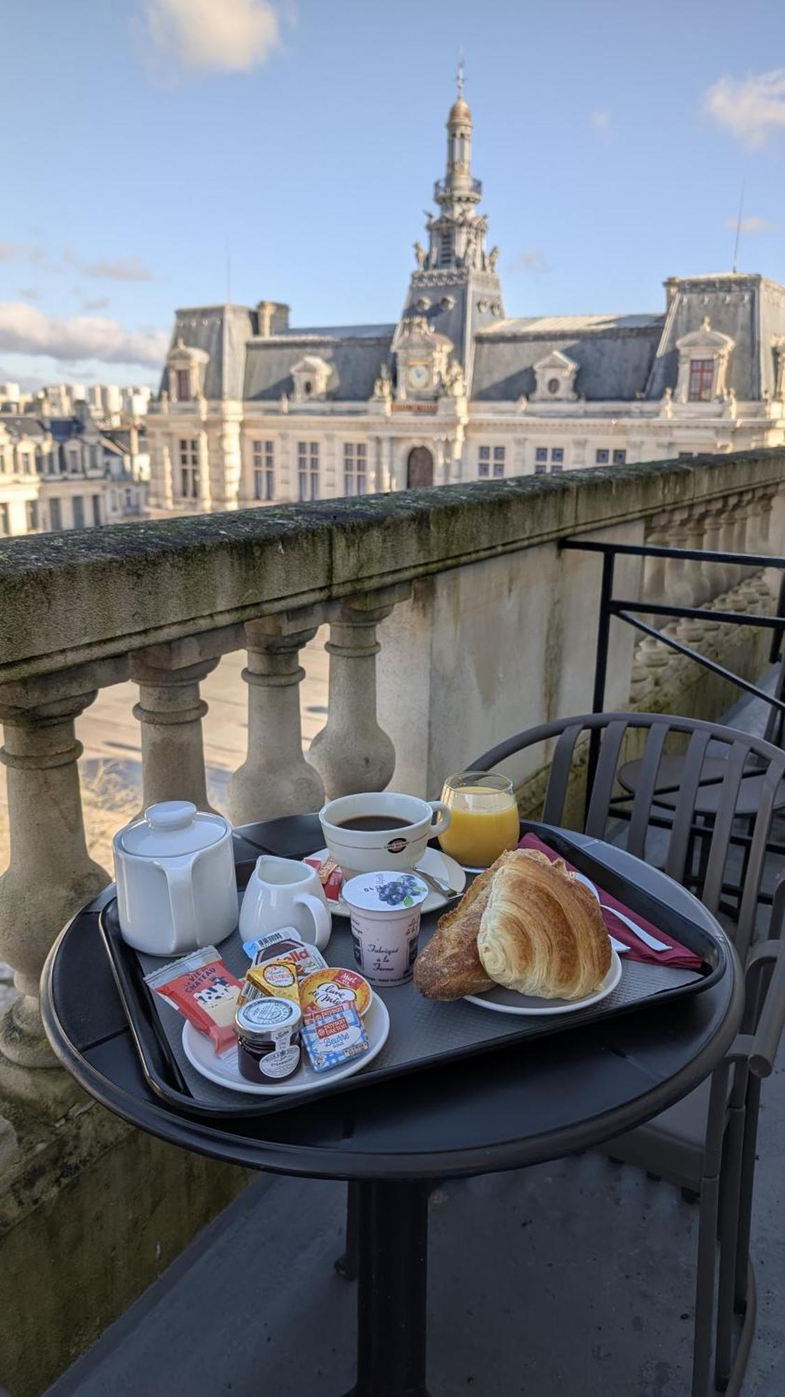 Hotel Central Poitiers Eksteriør bilde